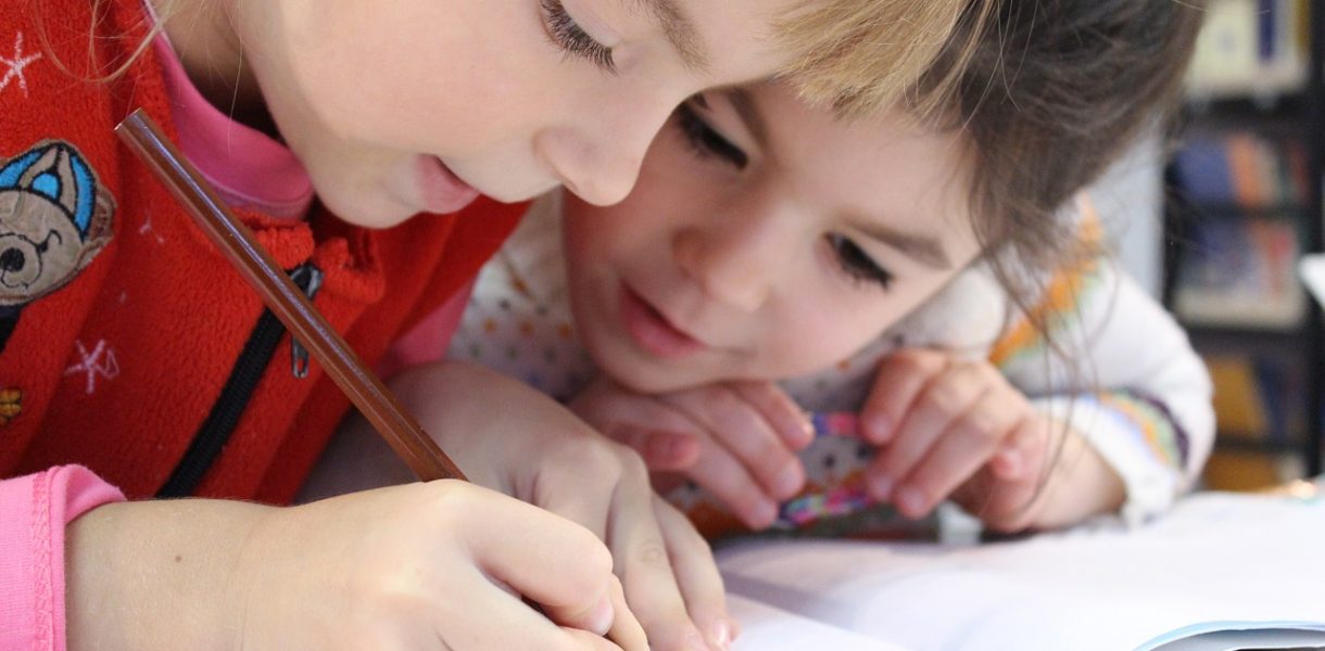 Tema Vita e Amici per Sempre rimborsano le spese scolastiche