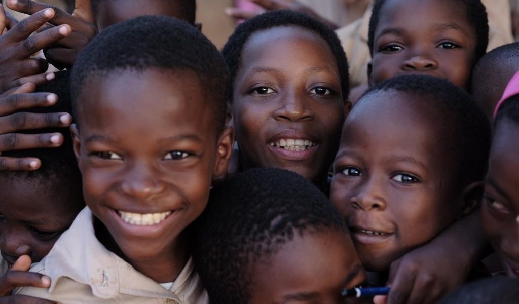 Togo. I fiori nel deserto/4. Negli occhi dei bambini il riscatto dell’Africa