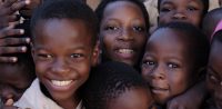 Togo. I fiori nel deserto/4. Negli occhi dei bambini il riscatto dell’Africa